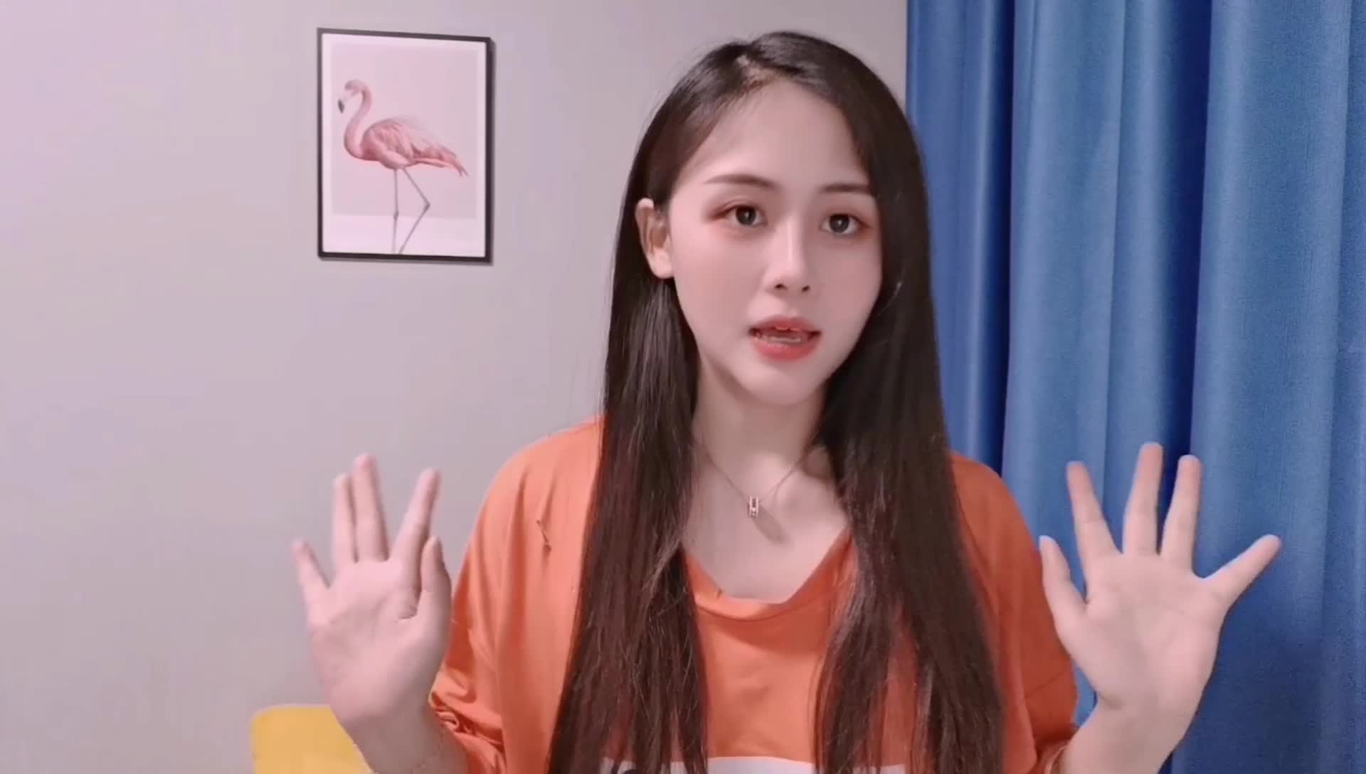 露丝妹妹穿上白色公主裙转圈圈，网友：真是仙女下凡，太清纯了！