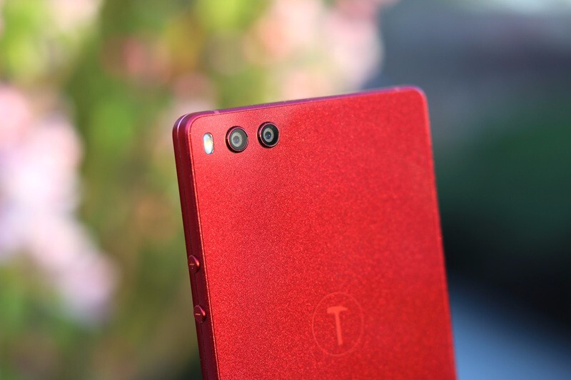 坚果3重新定义千元全面屏,漂亮的不像实力派