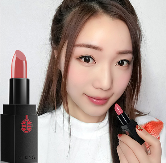 美康粉黛口红,打造惊艳迷人双唇