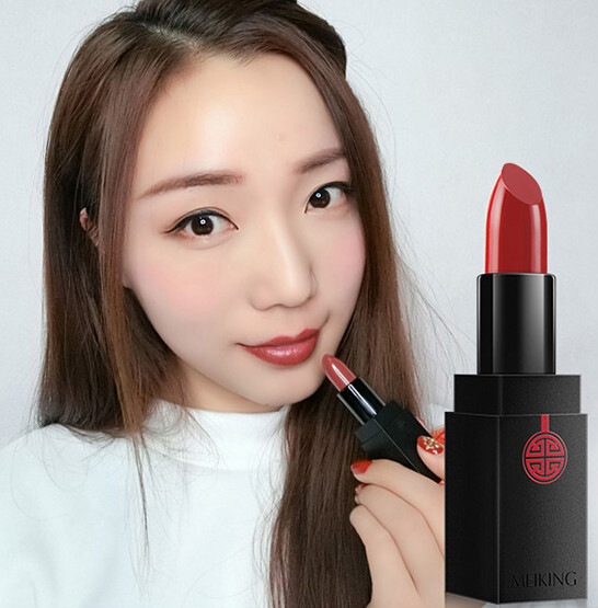 美康粉黛口红,打造惊艳迷人双唇