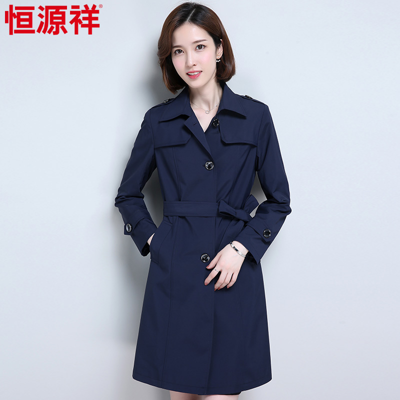 二三十岁的女人,衣服别总穿黑白灰,这些颜色更