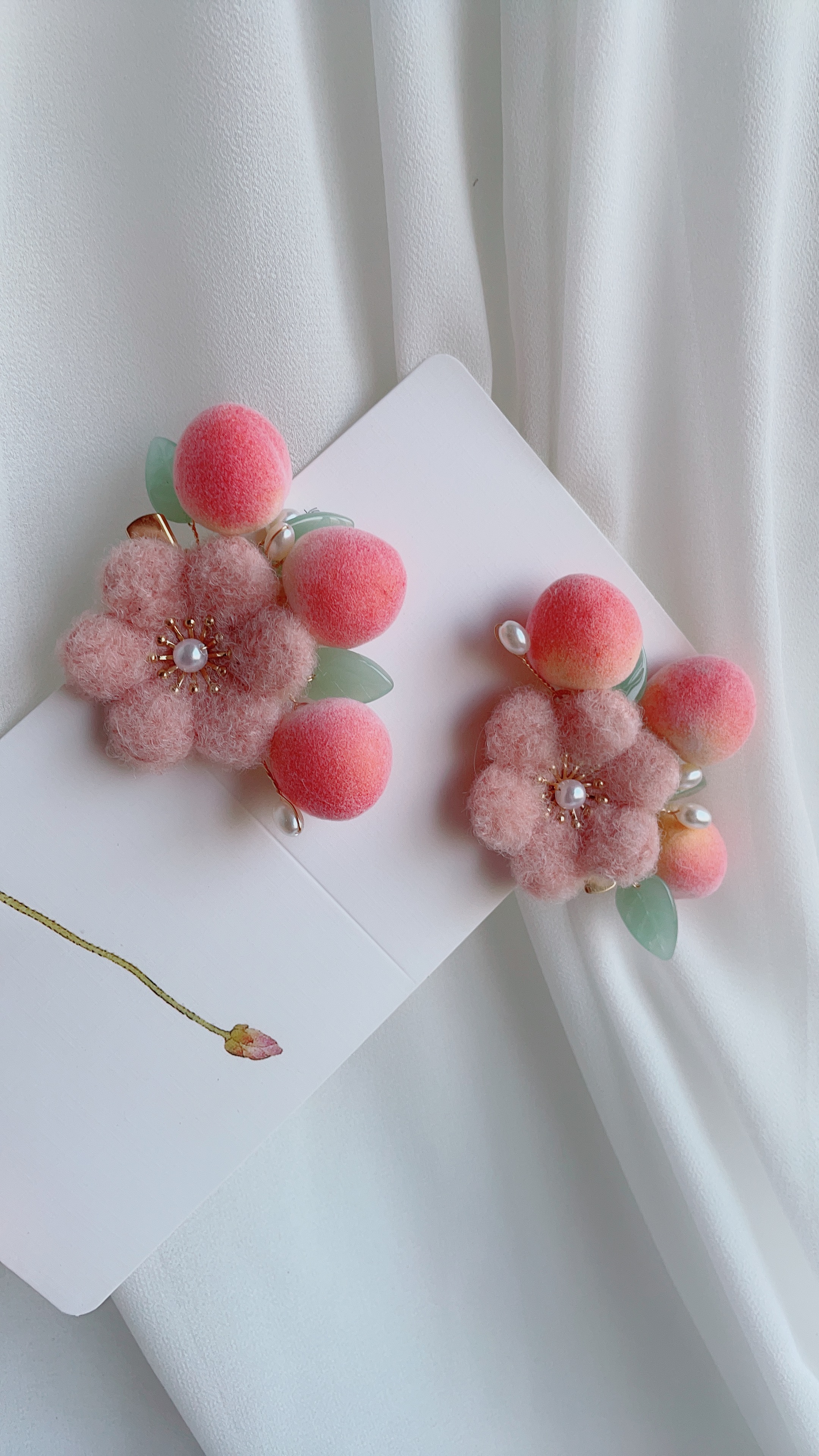 婉仪 蜜桃桃发夹