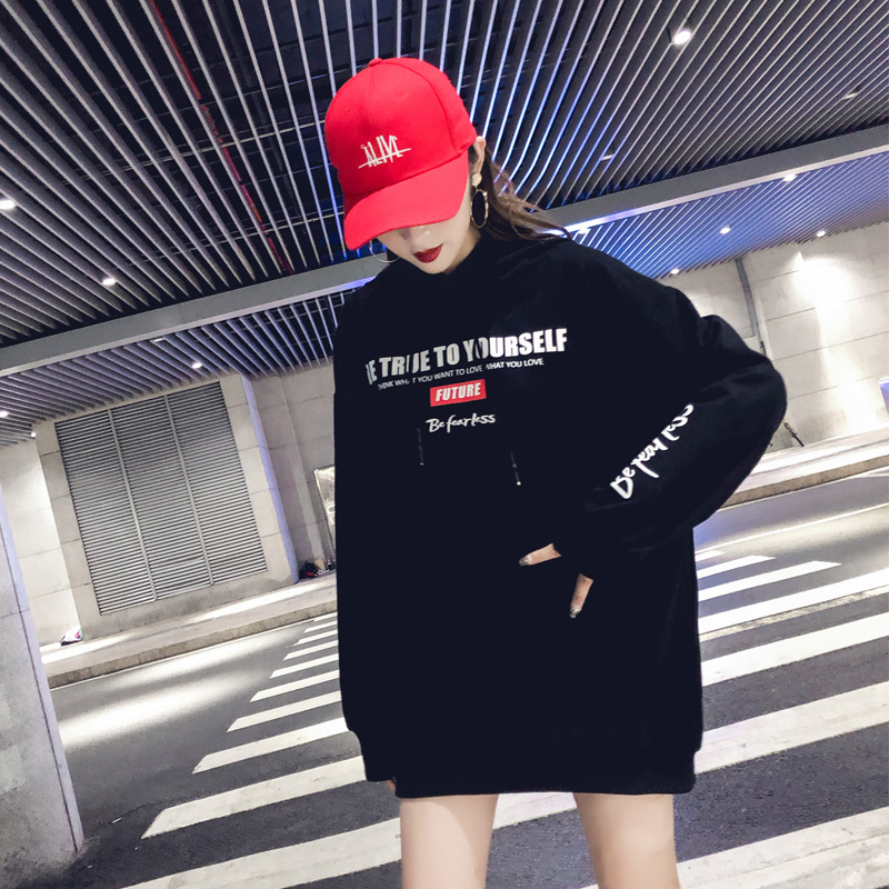 长袖t恤扔了吧!现如今流行穿勾魂裙,性感抚媚