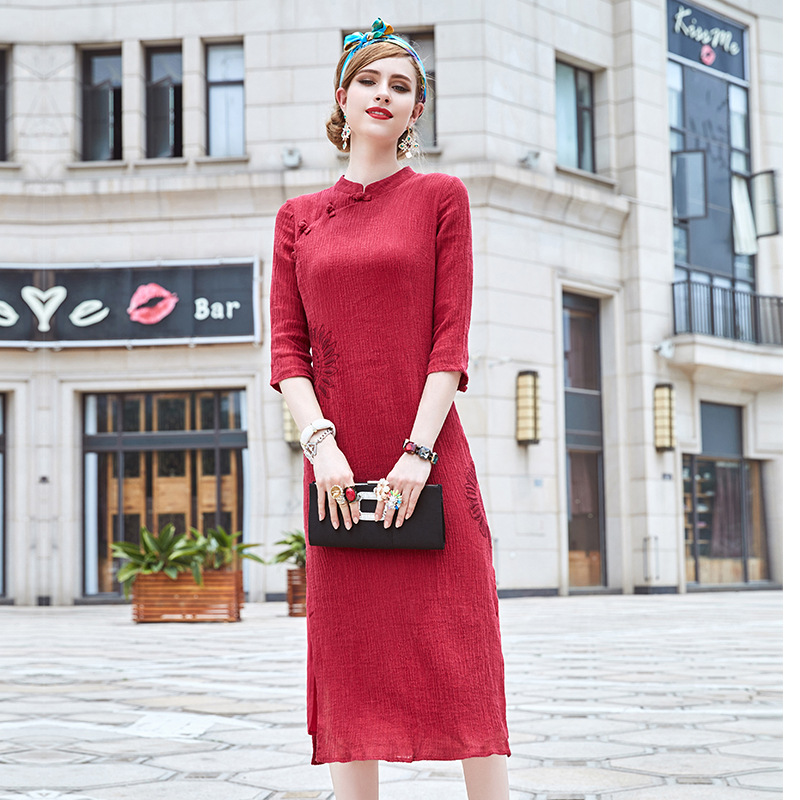 激动死了!瞧瞧这新出的连衣裙,洋气减龄又藏肉