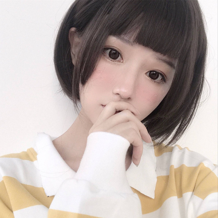 这几款假发。可以为你打造百变造型。做百变女