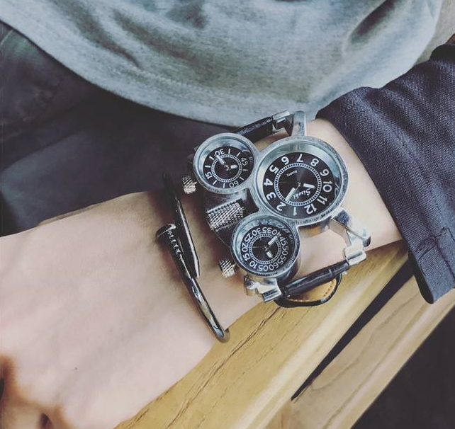 华为:新款智能手表上市,功能着实强大,出行戴上