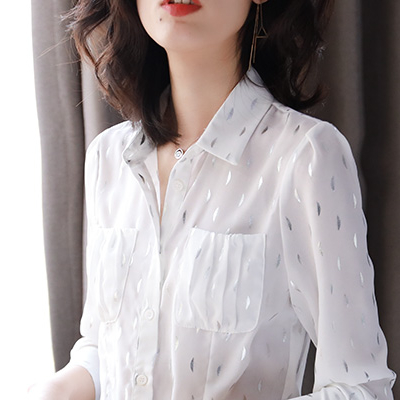 哇,这是今年我见过最美春小衫!太迷人了,670女