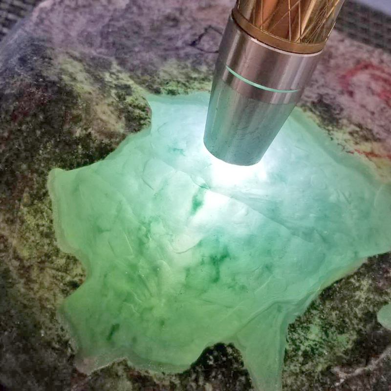 行家告诉你,如何辨别玉镯真伪,不做冤大头