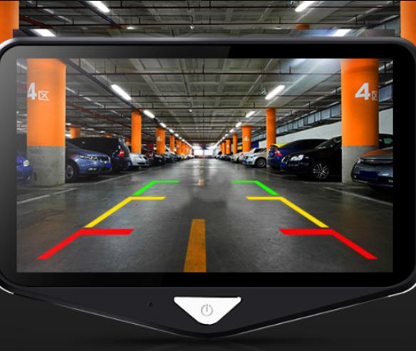 中国新式北斗显示器一出,路况一目了然,外国