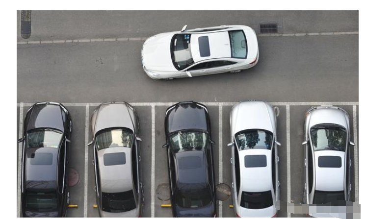 真诚提醒:找不到停车位时,试试这些方法,避免被