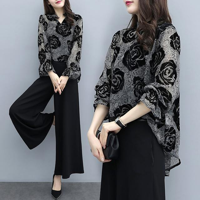 头一次见这么美的丝袜套装,一眼就迷住了,搭高