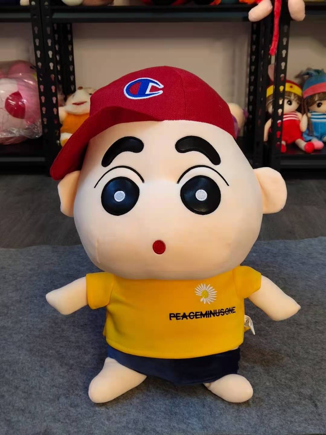 蜡笔小新毛绒玩具