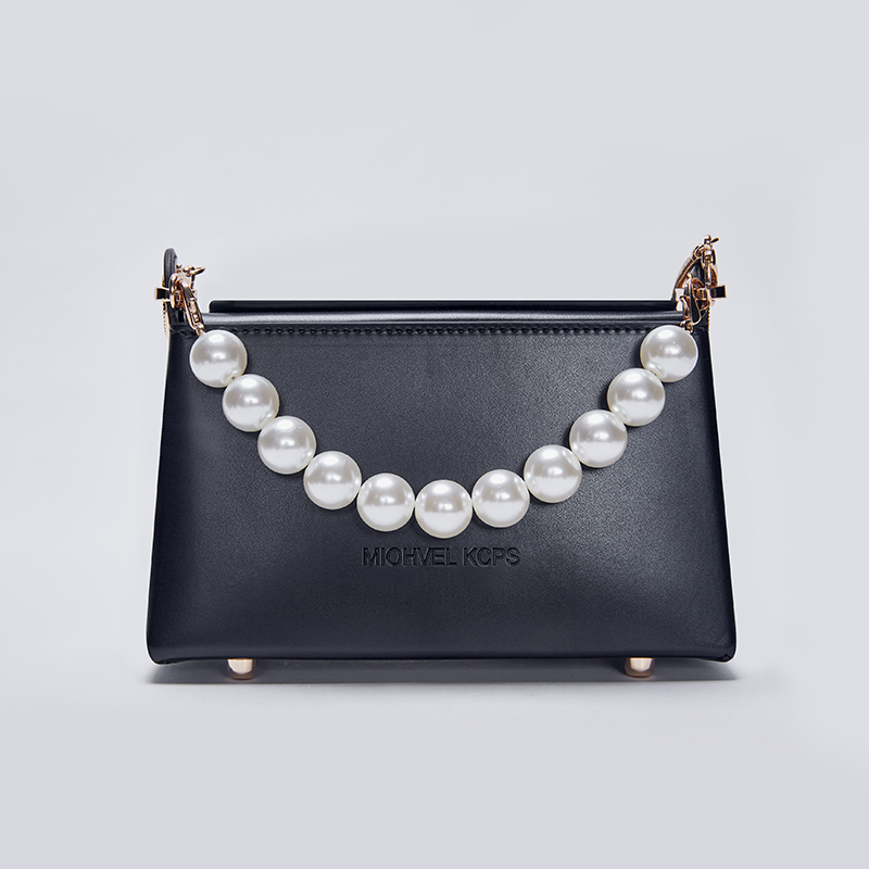 m003分类:礼品箱包/潮流女包/斜挎包商家推荐语: miohvel kcps 正品