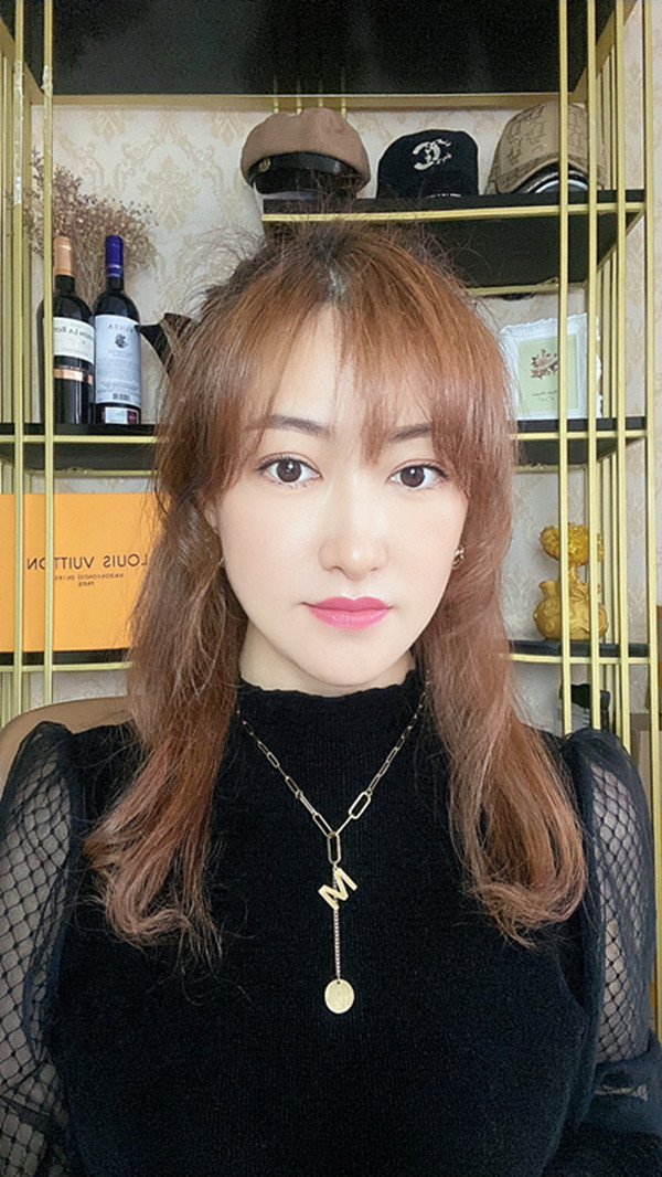 凌薇龙儿服饰店